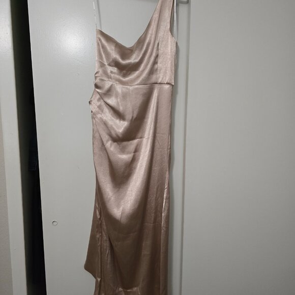Willow Wrap Dress Champagne - White Fox - Picture 2 of 4